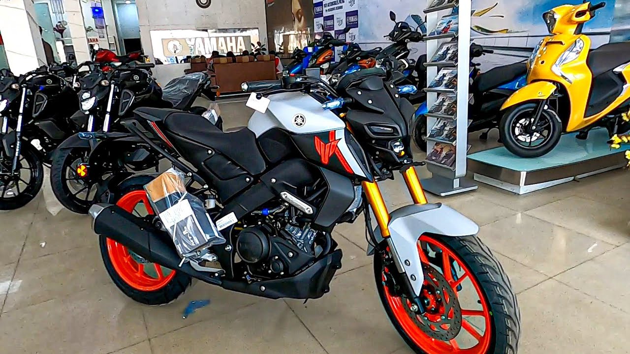 कॉलेज युवाओं का दिल धड़कती है Yamaha MT-15 की यह स्पोर्टी लुक वाली Bike पर, देगी 57 Kmpl की माइलेज, देखें कीमत और फीचर्स 5 Yamaha MT-15